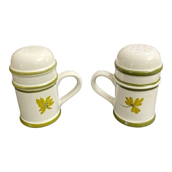 Vintage Italian Pottery
Ceramic Stovetop Salt and Pepper Shakers Hand Painted - Picture 2 of 14